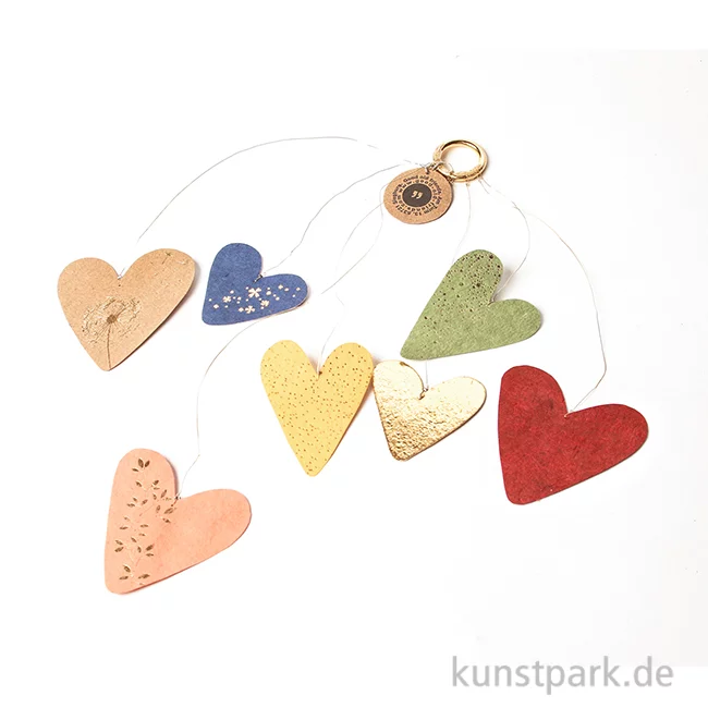 Artikelbild 1 des Artikels “Good old friends - Kleiner Herzregen, Pusteblume, Rot Gold “