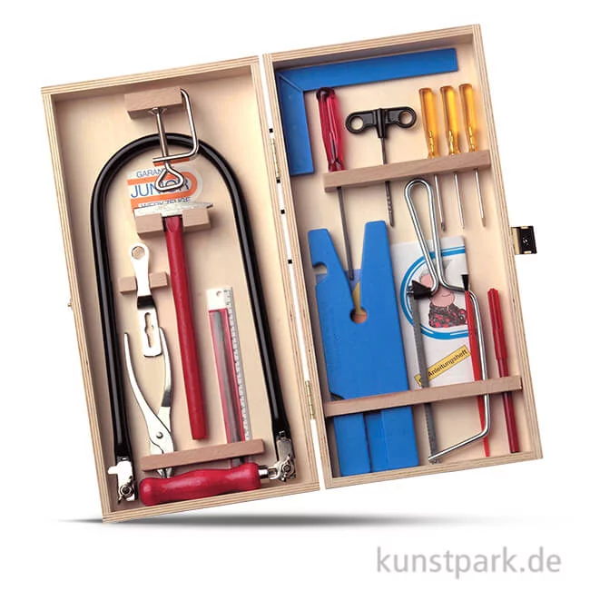Artikelbild 1 des Artikels “Laubsägegarnitur Komplettset im Holzkasten “