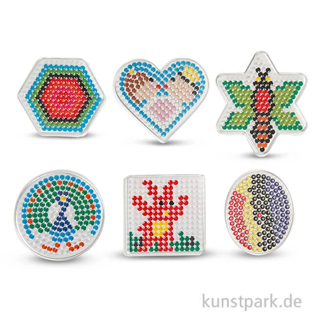 Artikelbild 1 des Artikels “Steckbrett für Bügelperlen - Geometrische Figuren, 6 Stück sortiert “