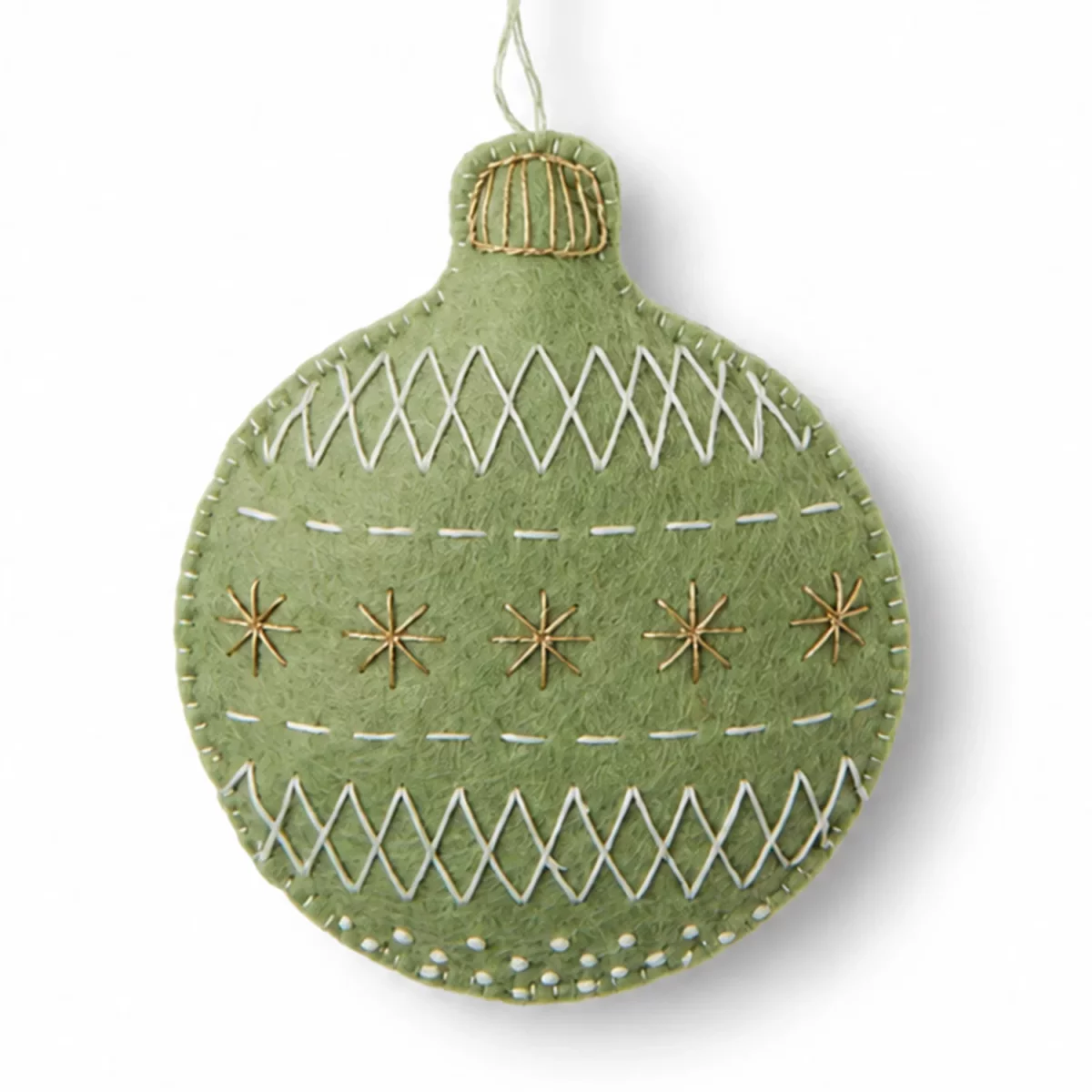 Artikelbild 1 des Artikels “Stickset Filzanhänger, Weihnachtskugel, 7,5 x 9,5 x 2 cm “