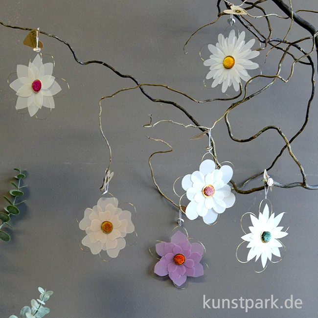 Artikelbild 2 des Artikels “Good old friends - Blütentraum, Weiß, Pompom Gelb “