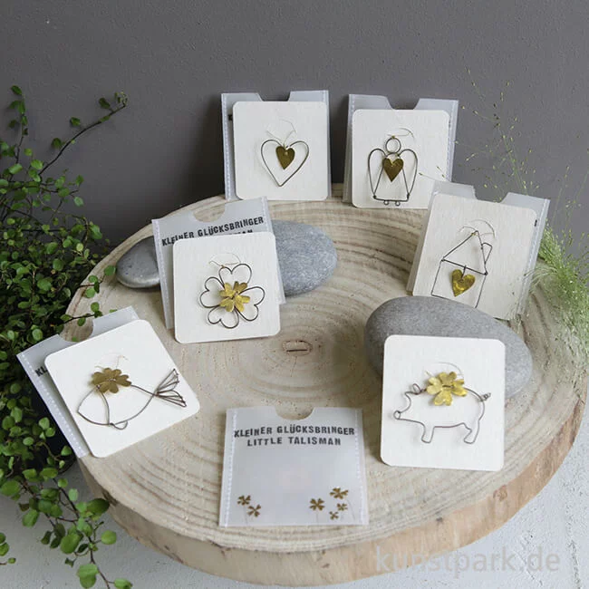Artikelbild 2 des Artikels “Good old friends - Goldglücksbringer, Haus “