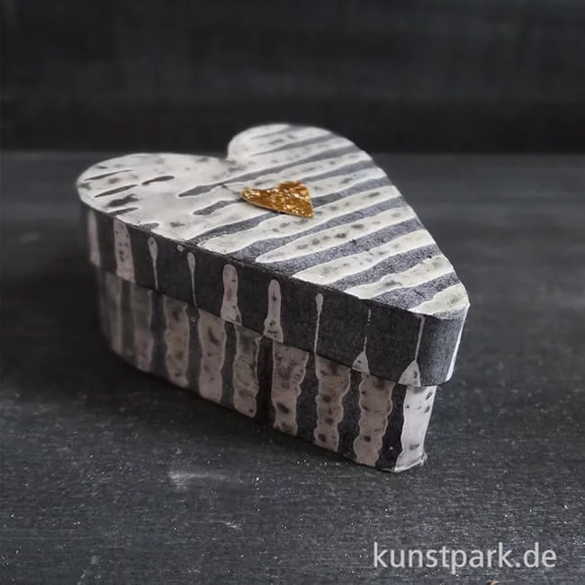 Artikelbild 2 des Artikels “Good old friends - Kleine Herzboxen, Streifen “