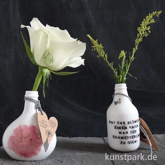 Artikelbild 2 des Artikels “Good old friends - Mini Flaschenvase, Schmetterling “