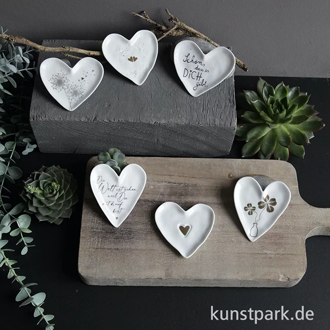 Artikelbild 2 des Artikels “Good old friends - Mini Herzteller, Die Welt ist schön “