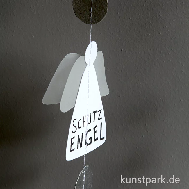 Artikelbild 2 des Artikels “Good old friends - Schutzengelkette, Silber, Schutzengel “