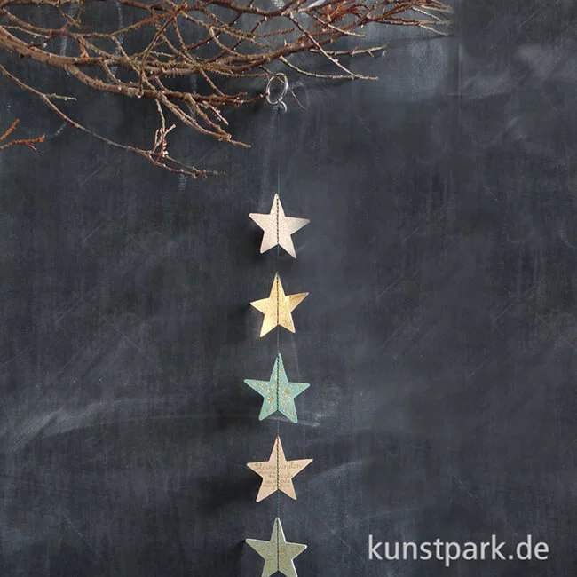Artikelbild 2 des Artikels “Good old friends - Wintersternkette, Grün-Gold “