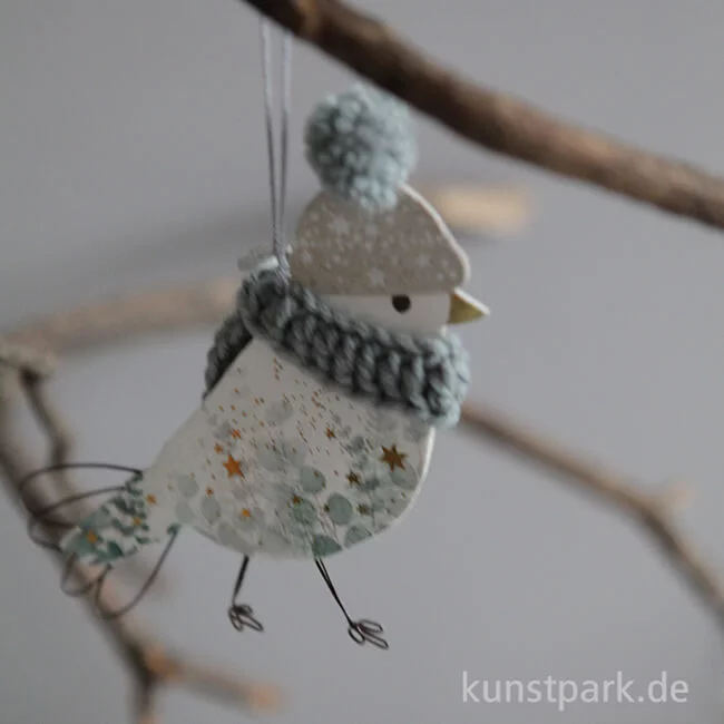 Artikelbild 2 des Artikels “Good old friends - Wintervogel, Blumen-Sterne, Grauer Schal “