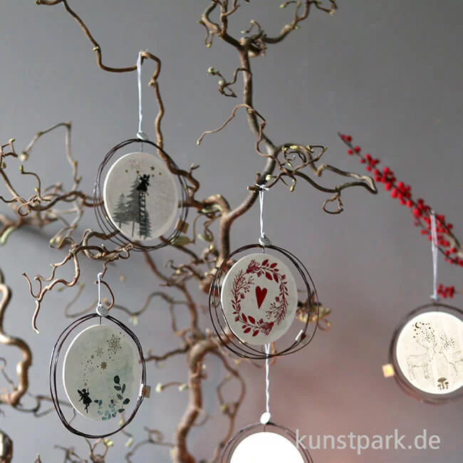 Artikelbild 2 des Artikels “Good old friends - Winterzauberornamente, Fröhliche Weihnachten “