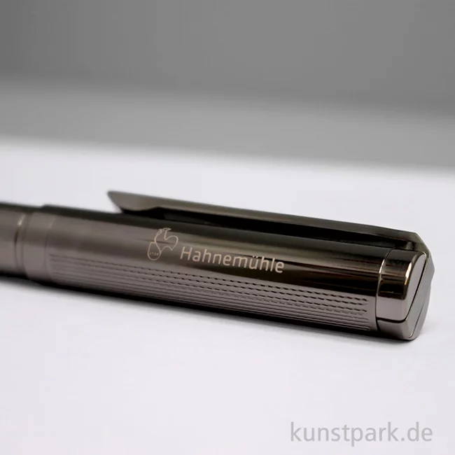 Artikelbild 2 des Artikels “Hahnemühle Kugelschreiber aus Metall, Anthrazit “