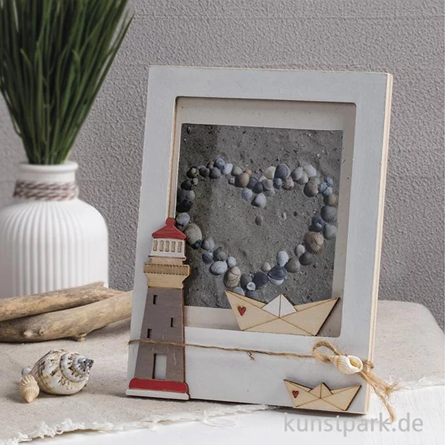 Artikelbild 2 des Artikels “Holz Boote + Leuchtturm, Natur, 1,5-9 cm, 14 Stück “
