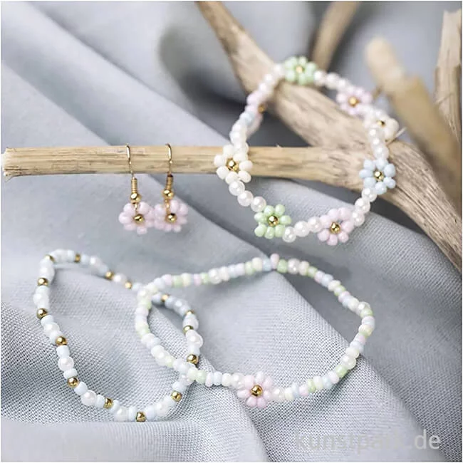 Artikelbild 2 des Artikels “Mini Bastelset Schmuck - Elastisches Armband + Ohrringe, Pastell “