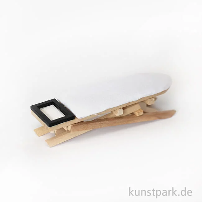 Artikelbild 2 des Artikels “Miniatur Bügelbrett, Holz, 9,8 x 2,3 x 7 cm “
