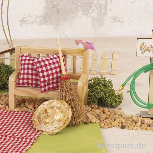 Artikelbild 2 des Artikels “Miniatur Deko Set, Besen + Kies, 8,6 cm “