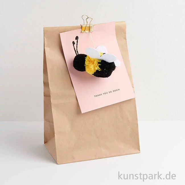 Artikelbild 2 des Artikels “Pompon Biene zum Hängen “