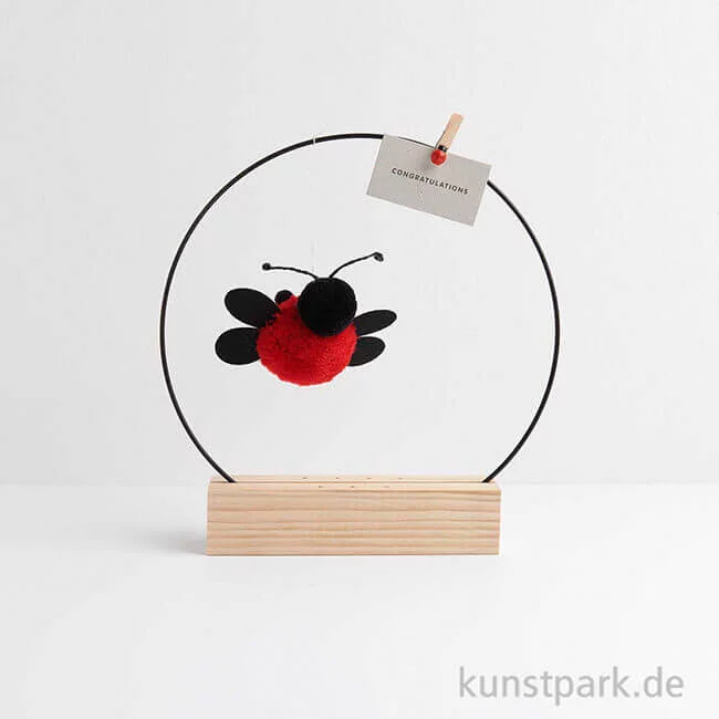 Artikelbild 2 des Artikels “Pompon Marienkäfer zum Hängen “