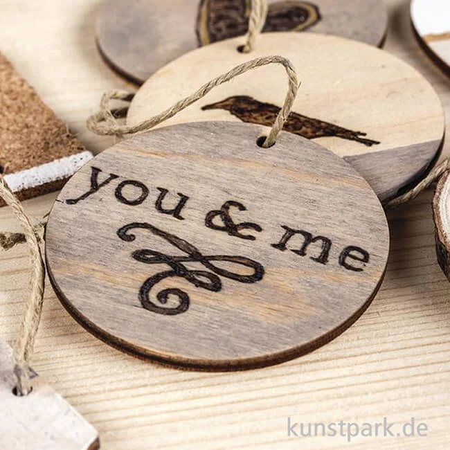 Artikelbild 2 des Artikels “Scheibe aus Holz mit Aufhänger - 6 Stück “