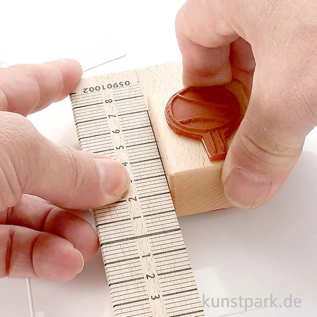 Artikelbild 2 des Artikels “Stempelwinkel aus Holz mit 20 cm Länge “