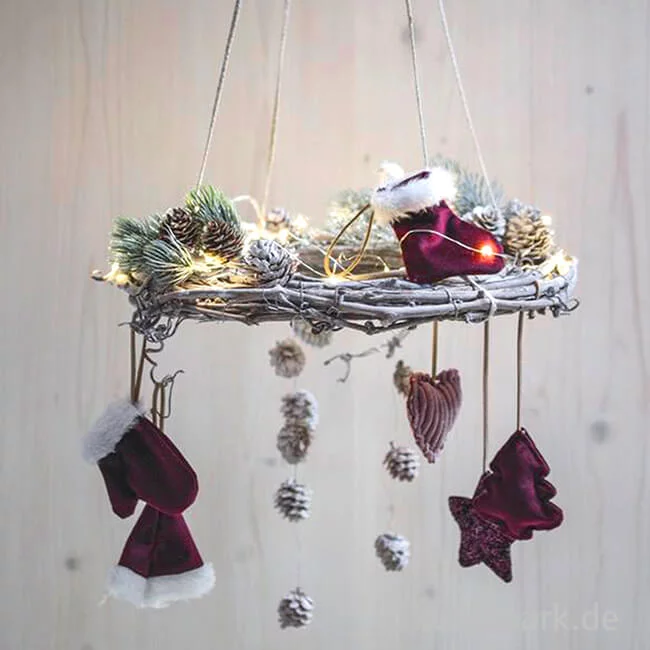 Artikelbild 2 des Artikels “Winteraccessoires zum Hängen - Bordeaux, 6,5 x 8 cm, 3 Stück “