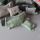 Artikelbild 2 des Artikels “Good old friends - Klimbim Tasche, Klein, Klee Gold “