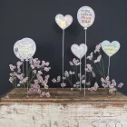 Artikelbild 2 des Artikels “Good old friends - Konfettistecker, Tanz aus der Reihe “