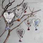 Artikelbild 2 des Artikels “Good old friends - Schmuckherz, Die Welt ist schön “