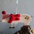 Artikelbild 2 des Artikels “Good old friends - Winter Herzwärmtier, Schweinchen “