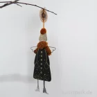 Artikelbild 2 des Artikels “Good old friends - Wunderengel, Senfgelber Schal “