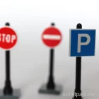 Artikelbild 2 des Artikels “Mini Verkehrsschilder Set I, 1,5 - 5,5 cm, 3 Stück “