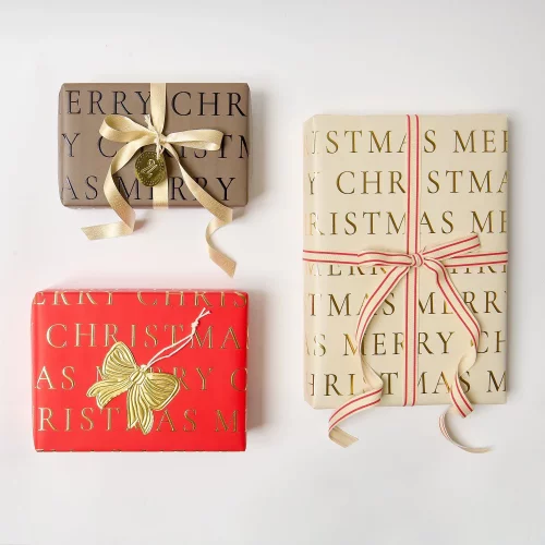 Artikelbild 2 des Artikels “Geschenkpapier - Merry Christmas, Serifen, Creme-Gold, 0,7 x 2 m “