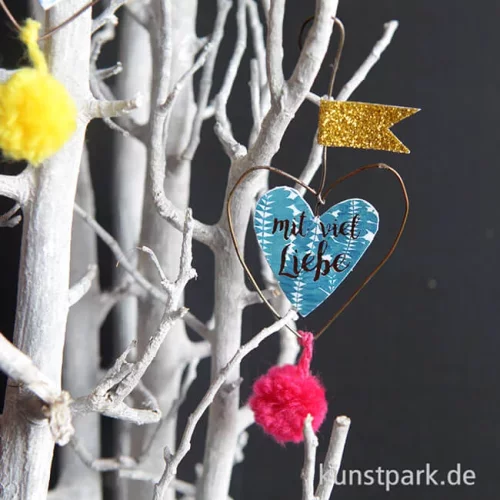 Artikelbild 2 des Artikels “Good old friends - Mini Pompon Herzen - Mit viel Liebe “