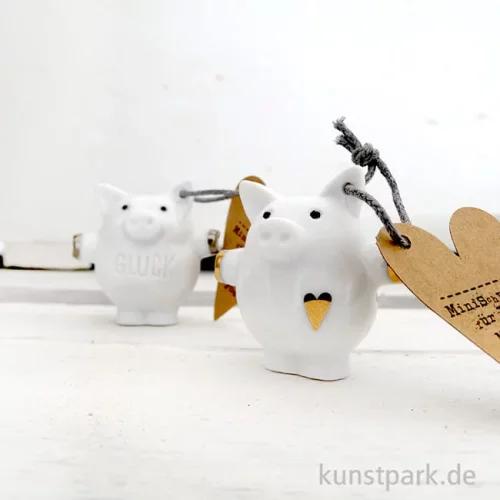 Artikelbild 2 des Artikels “Good old friends - Mini Schwein, Herz gold “