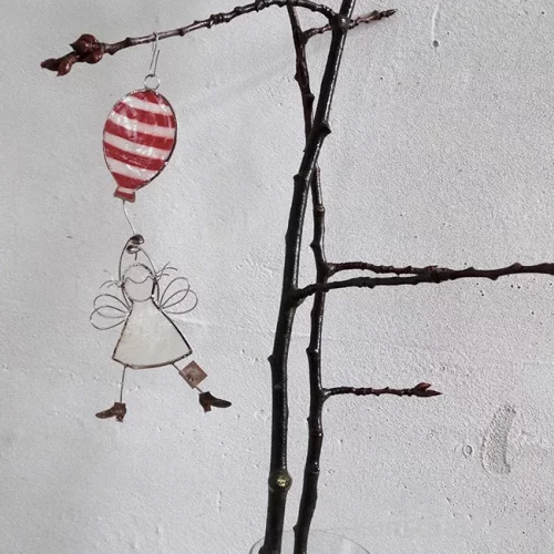 Artikelbild 2 des Artikels “Good old friends - Schwebende Engel, Luftballon “