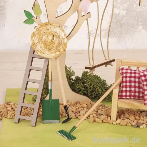 Artikelbild 2 des Artikels “Miniatur Deko Set, Gartengeräte + Strohhut, 4-teilig, 4-9,8 cm “