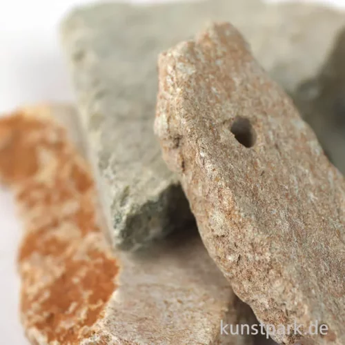Artikelbild 2 des Artikels “Amulettsteine aus Speckstein mit Loch, 5 Stück farblich gemischt “