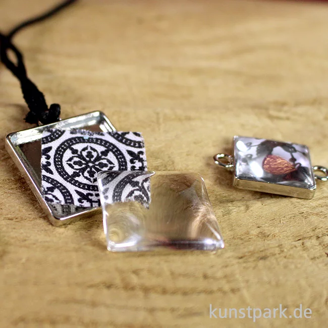 Artikelbild 3 des Artikels “Cabochon Anhänger Quadrat - 27x27 mm - Silber “