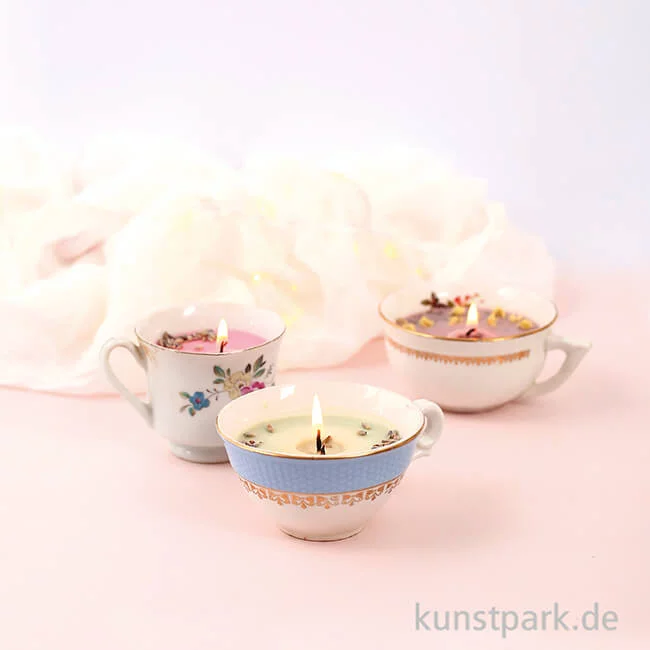Artikelbild 3 des Artikels “DIY Set - Kerzen mit bunten Blumen “