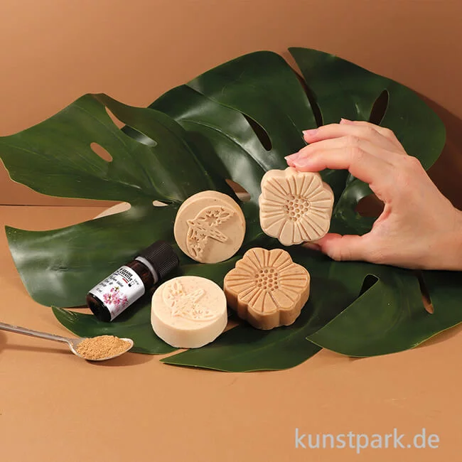 Artikelbild 3 des Artikels “DIY Set - Seife mit Sheabutter “