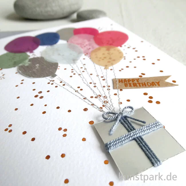 Artikelbild 3 des Artikels “Good old friends - Bunte Ballonkarte, Happy Birthday “