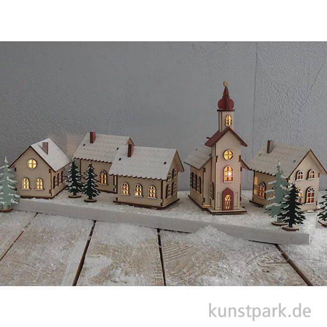 Artikelbild 3 des Artikels “Holzbausatz Lichterdorf, Natur, 7-19 cm, 84-teilig + LED Lichterketten “