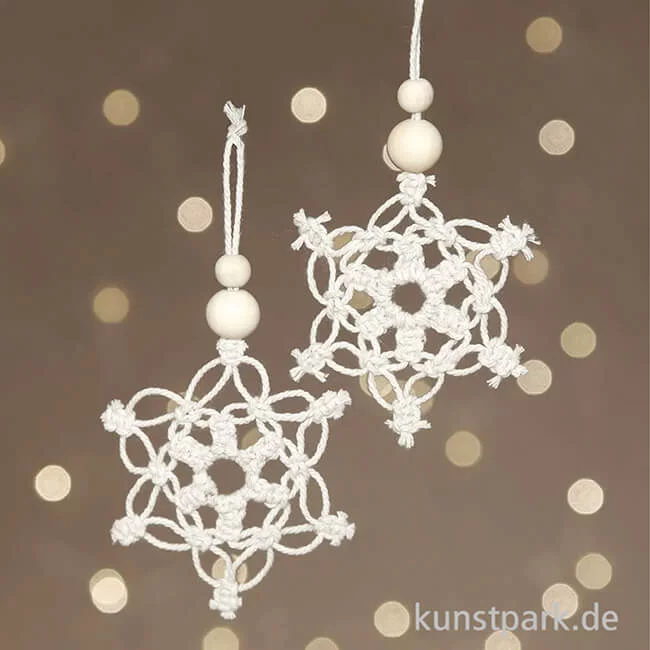 Artikelbild 3 des Artikels “Mini Bastelset Makramee - Schneeflocken, 10 cm “