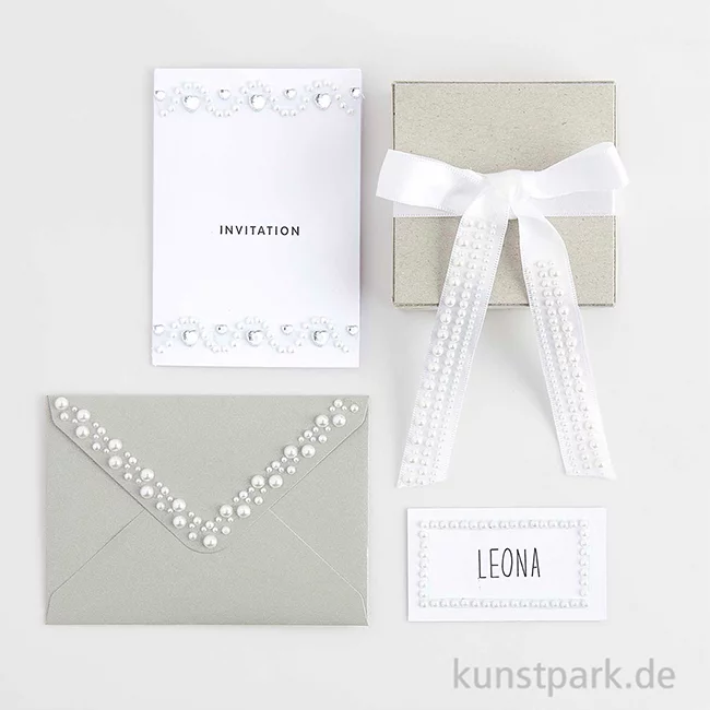 Artikelbild 3 des Artikels “Perlen Tape, Halbperlen Selbstklebend, Offwhite, 1,9 x 50 cm “
