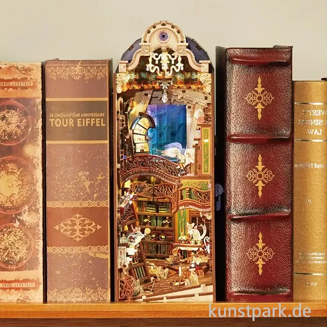 Artikelbild 3 des Artikels “TONECHEER Book Nook - Magical Library “