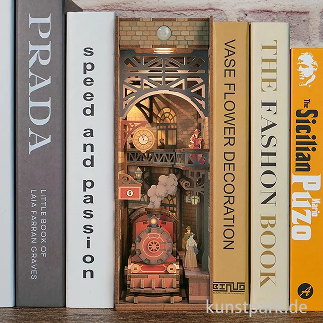 Artikelbild 3 des Artikels “TONECHEER Book Nook - The Steam Age “