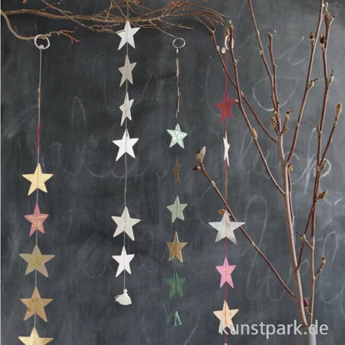 Artikelbild 3 des Artikels “Good old friends - Wintersternkette, Rot-Silber “