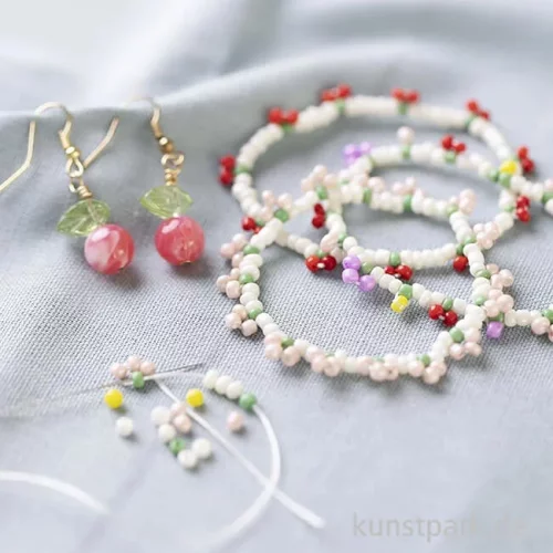 Artikelbild 3 des Artikels “Mini Bastelset Schmuck - Elastisches Armband + Ohrringe “