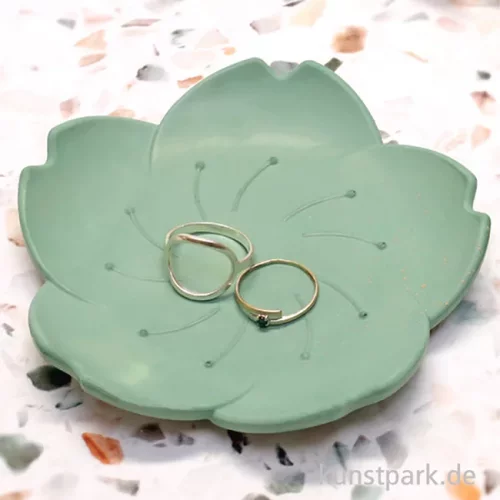Artikelbild 3 des Artikels “Silikonform Schale Kirschblüte, Durchmesser 11 cm “