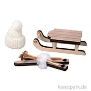 Artikelbild des Artikels “Mini Holz Schlitten + Ski + Mütze, 3er Set “