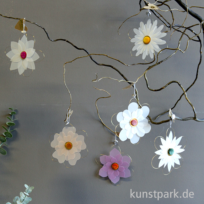 Artikelbild 2 des Artikels “Good old friends - Blütentraum, Weiß, Pompom Gelb “