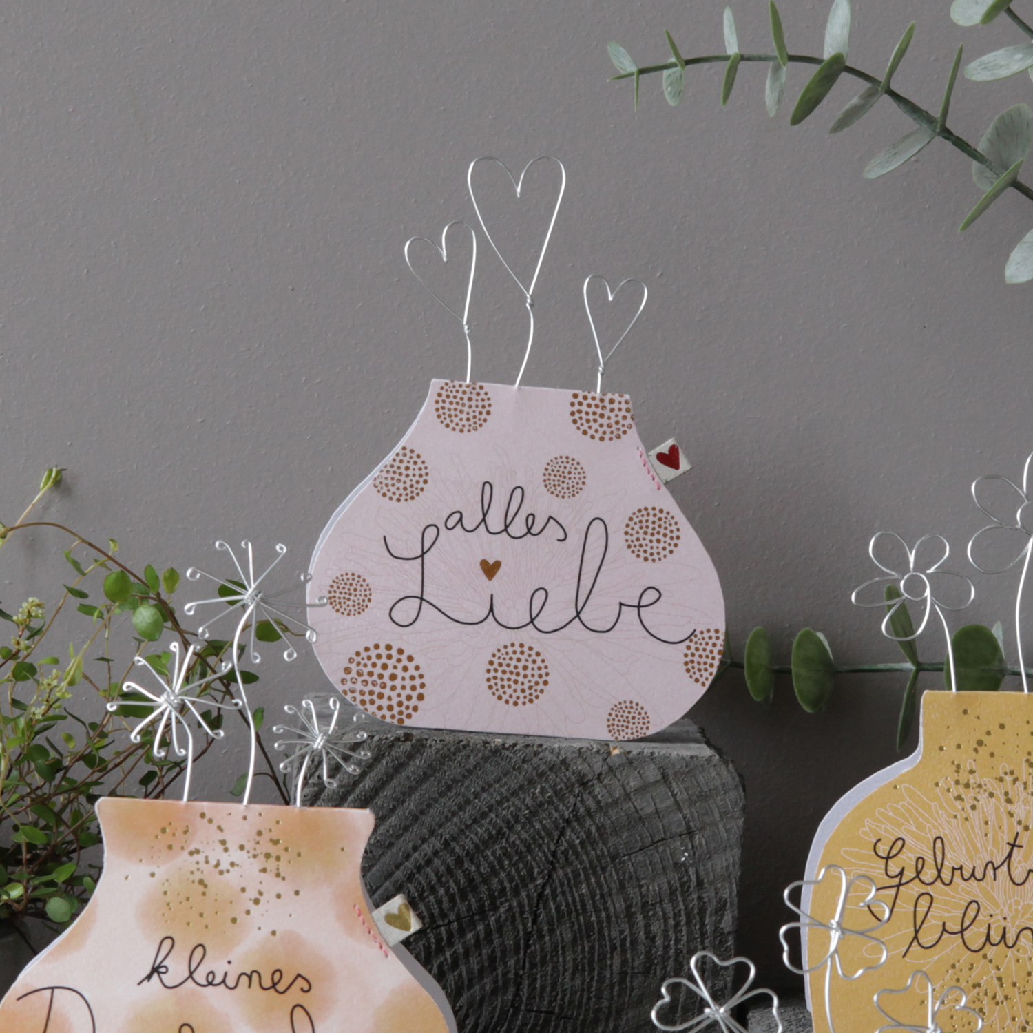 Artikelbild 2 des Artikels “Good old friends - Blumenvasenkarte, Alles Liebe “